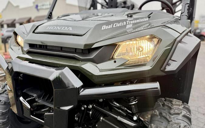 2025 Honda® Pioneer 1000-6 Deluxe Crew