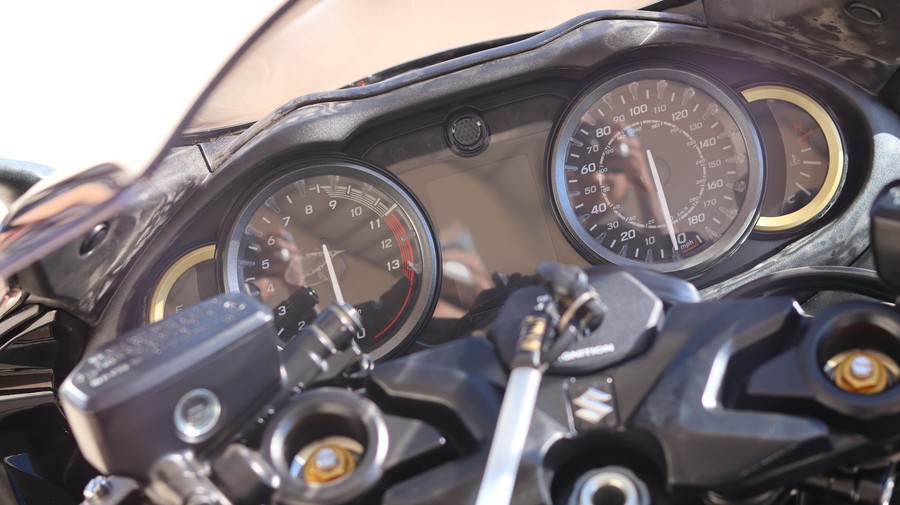 2025 SUZUKI HAYABUSA