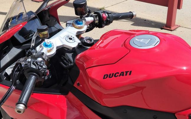 2026 Ducati Panigale V2 S