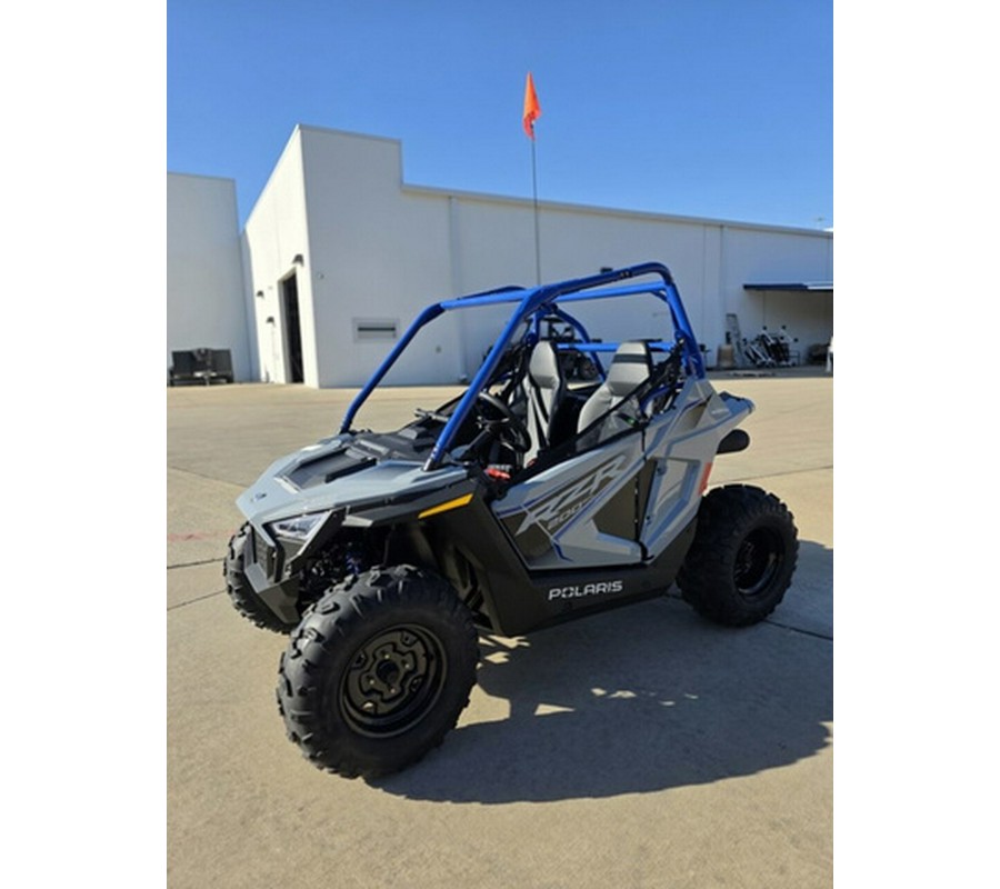 2026 Polaris RZR 200 EFI