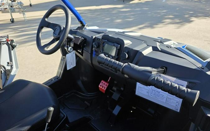 2026 Polaris RZR 200 EFI