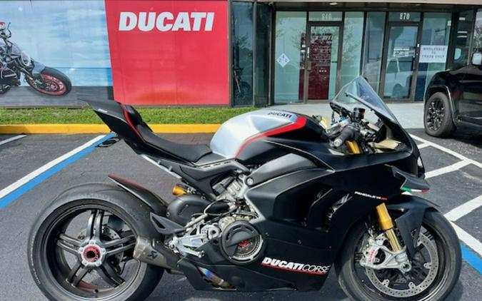 2021 Ducati Panigale V4 SP Winter Test Livery