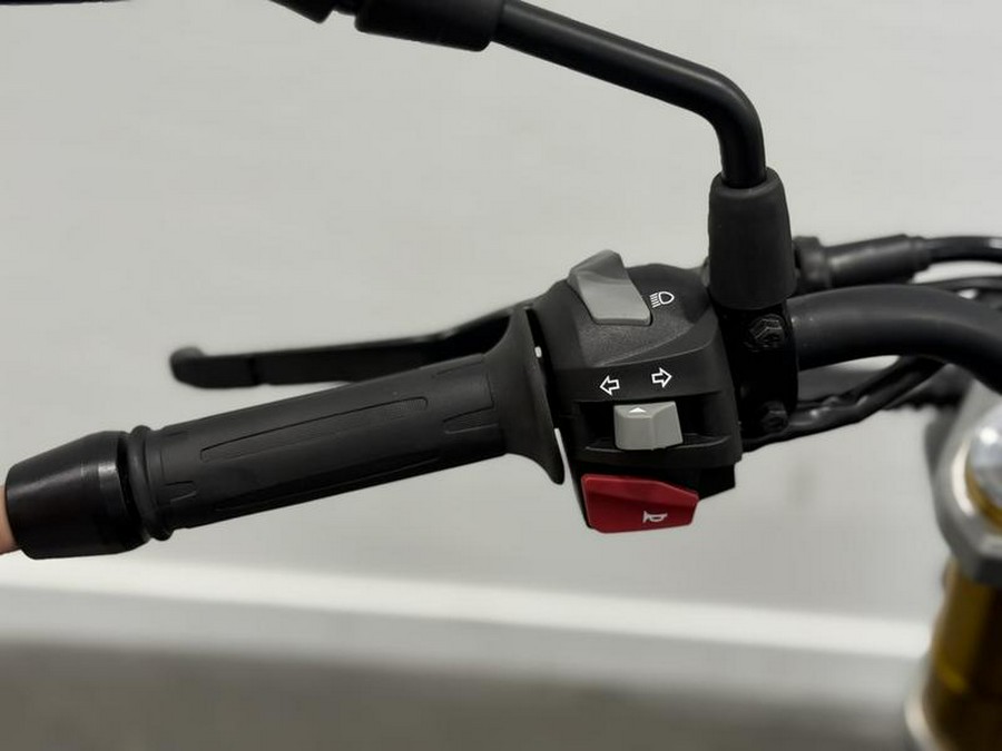 2025 BMW G 310 R Style Sport