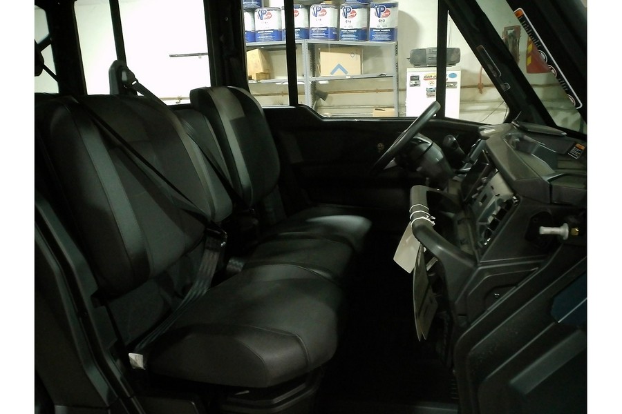 2026 Can-Am Defender MAX XT CAB HD11