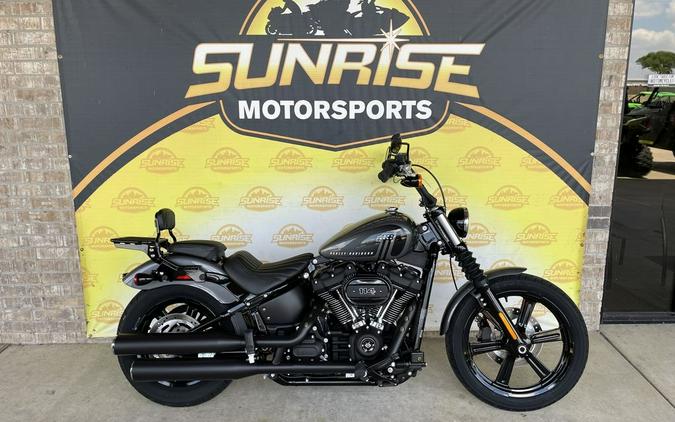 2021 Harley-Davidson Street Bob 114 Review (11 Fast Facts)