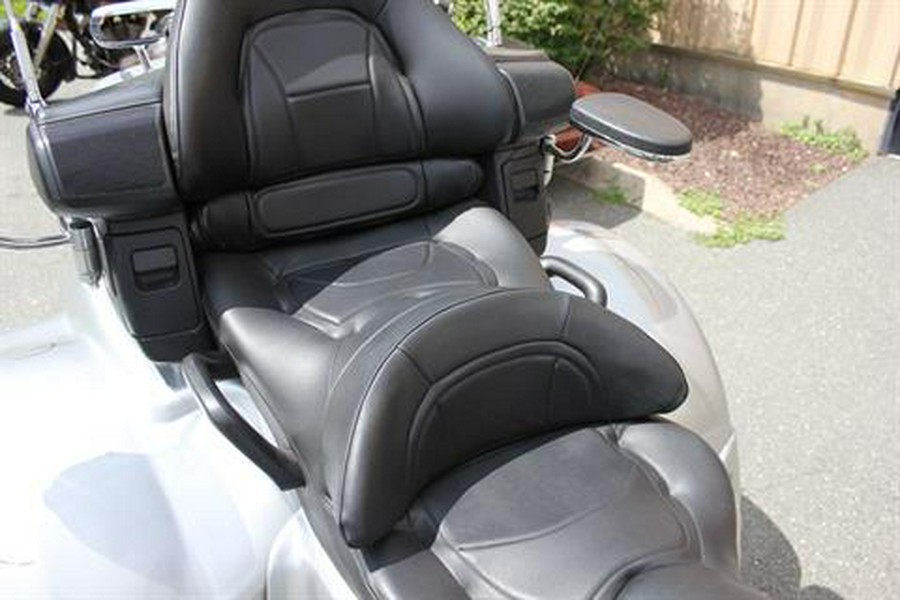 2007 Honda Gold Wing® Airbag