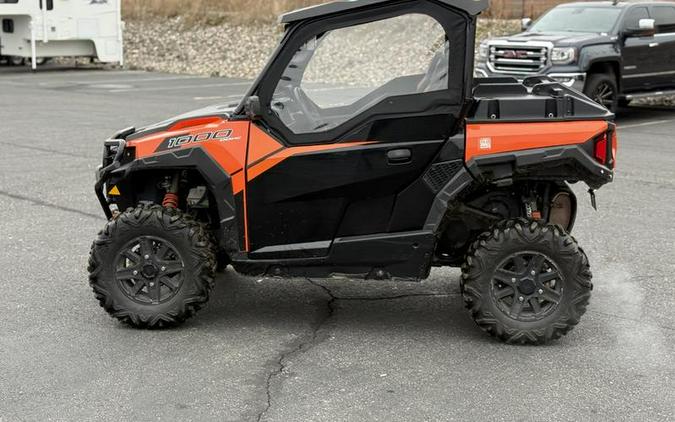 2016 Polaris® General™ 1000 EPS Deluxe Orange Burst