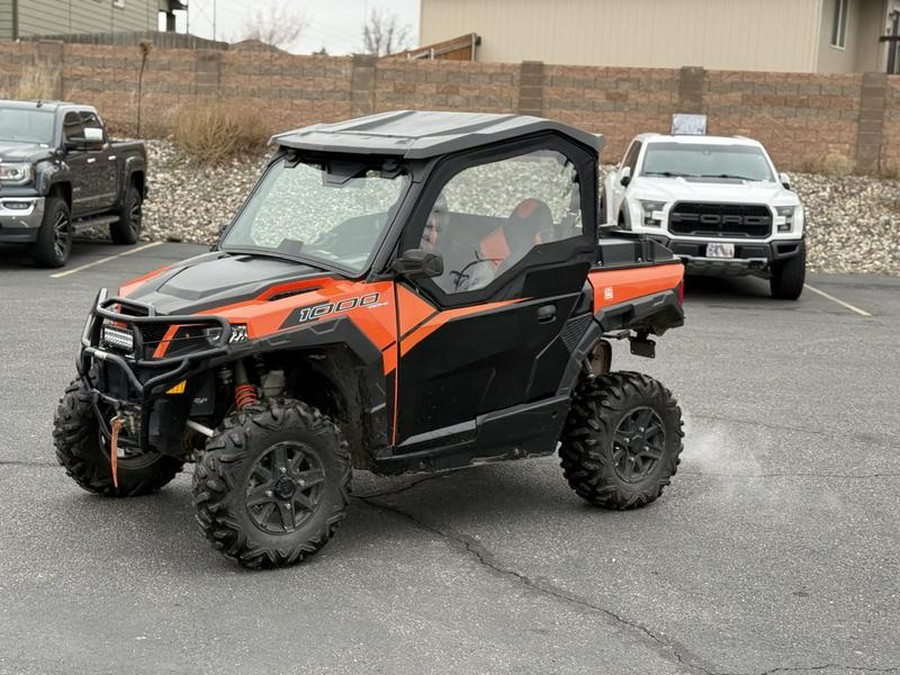 2016 Polaris® General™ 1000 EPS Deluxe Orange Burst