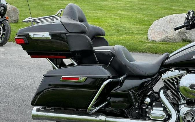 2015 Harley-Davidson® FLHTCUL - Electra Glide® Ultra Classic® Low