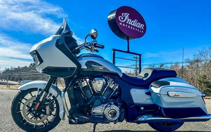 2024 Indian Motorcycle Challenger® Limited with PowerBand Audio Package