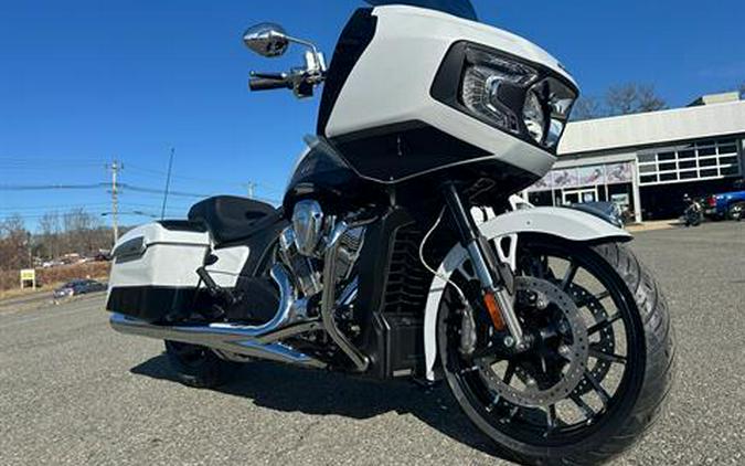 2024 Indian Motorcycle Challenger® Limited with PowerBand Audio Package