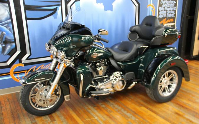 2024 Harley-Davidson Tri Glide Ultra Alpine Green / Vivid Black