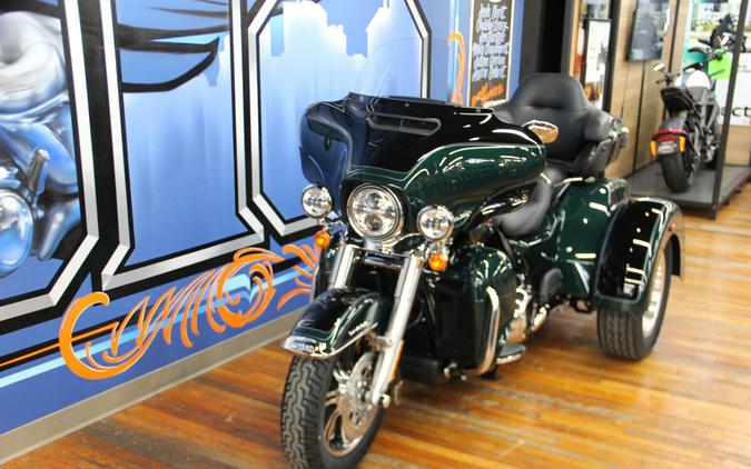 2024 Harley-Davidson Tri Glide Ultra Alpine Green / Vivid Black