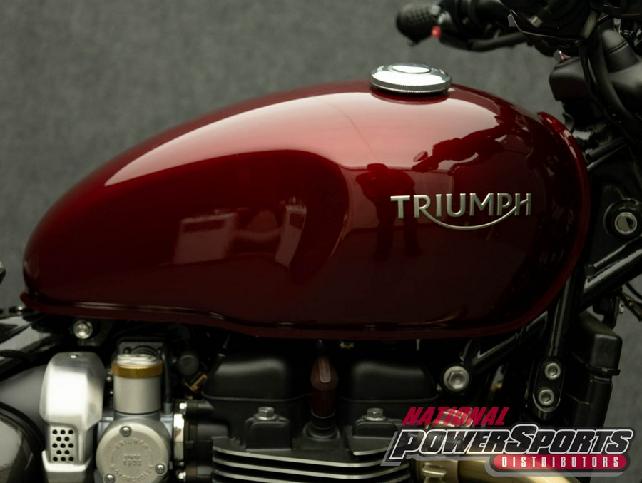 2022 TRIUMPH BONNEVILLE BOBBER