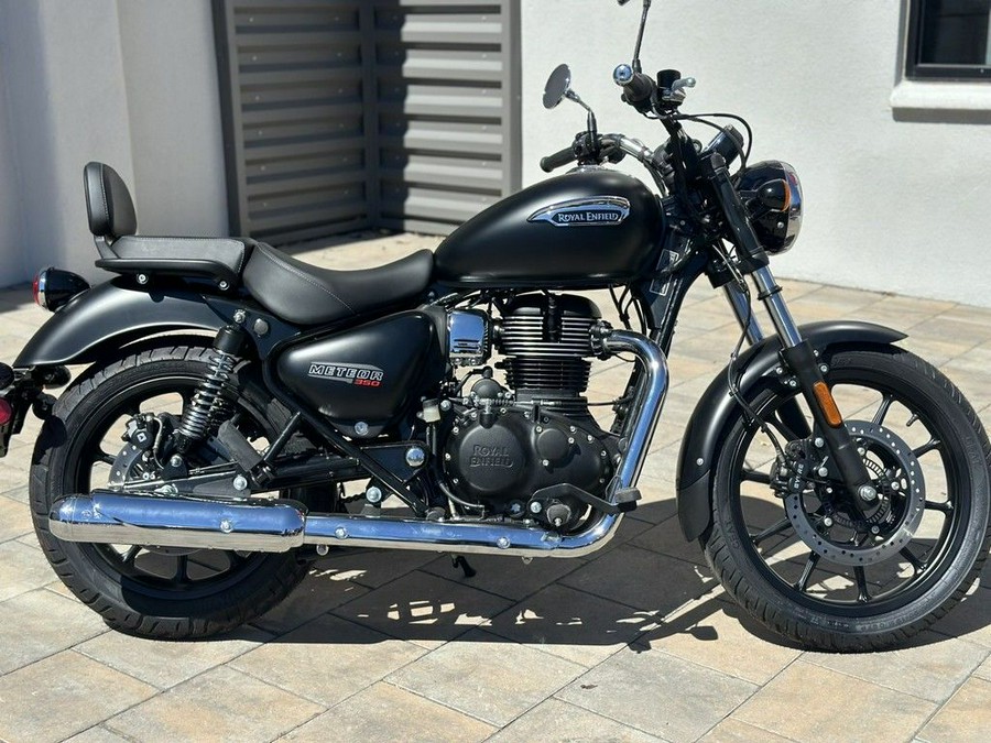 2023 Royal Enfield Meteor 350 Stellar Black