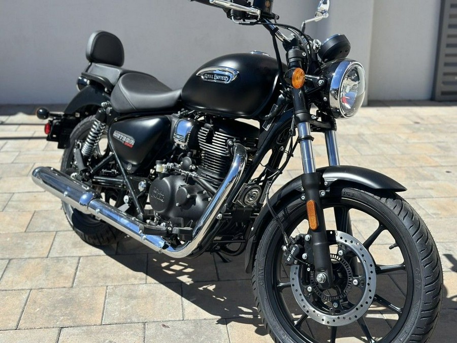 2023 Royal Enfield Meteor 350 Stellar Black