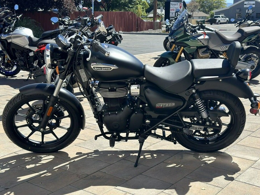 2023 Royal Enfield Meteor 350 Stellar Black