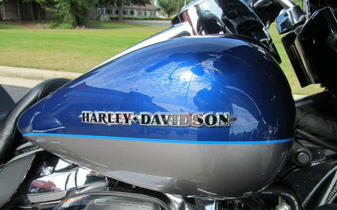 2017 Harley-Davidson FLHTKL - Ultra Limited Low