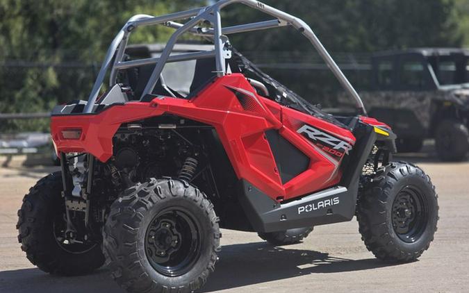 2026 Polaris RZR 200 EFI