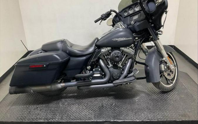 2014 Harley-Davidson Street Glide Base