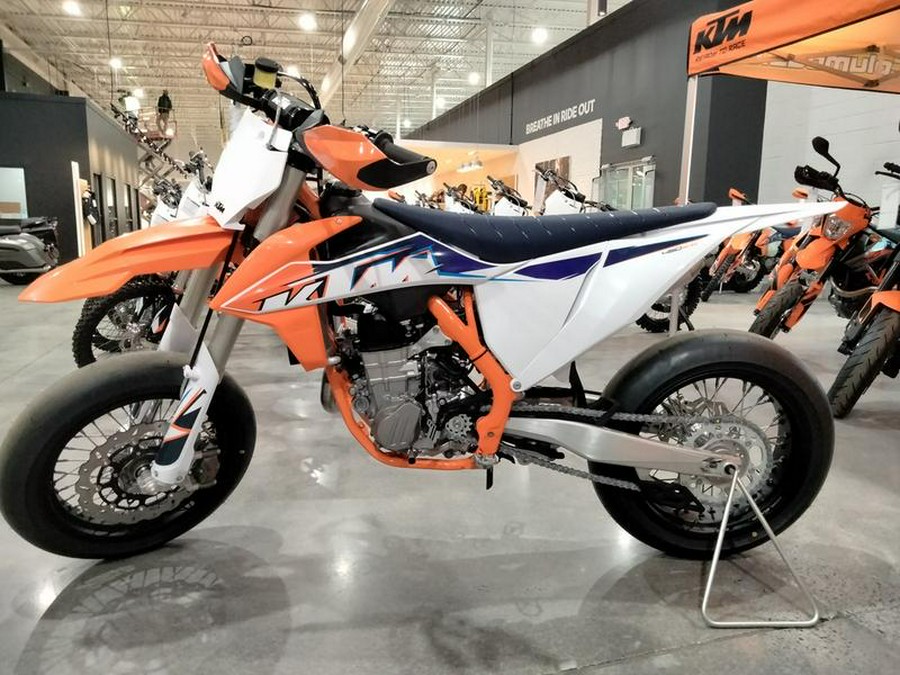 2022 KTM 450 SMR