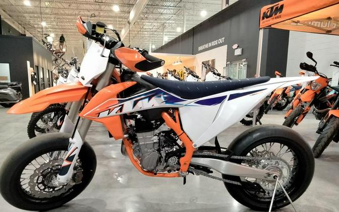 2021 KTM 450 SMR Review (13 Fast Facts and Supermoto Observations)