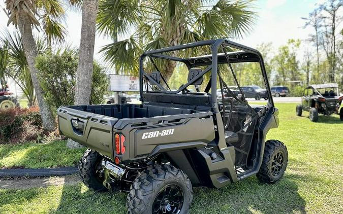 2024 Can-Am® Defender DPS HD9 Timeless Black