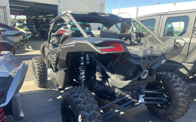 2025 Can-Am Maverick X3 X Rs Turbo RR Triple Black