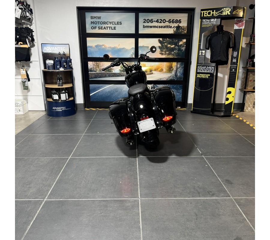 New 2025 BMW R 18 Roctane