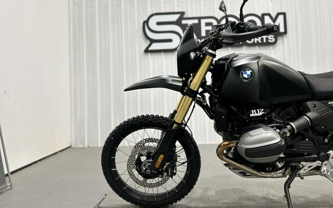 2026 BMW R 12 G/S Night Black Matte G/S