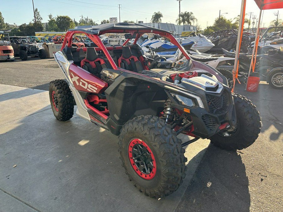 2025 Can-Am Maverick X3 X Ds Turbo RR Fiery Red & Hyper Silver
