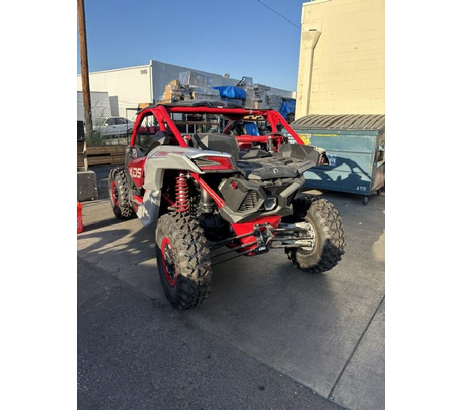2025 Can-Am Maverick X3 X Ds Turbo RR Fiery Red & Hyper Silver