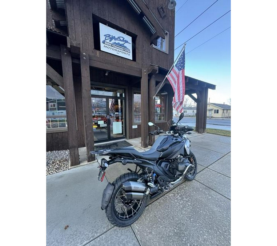 2026 BMW R 1300 GS Triple Black