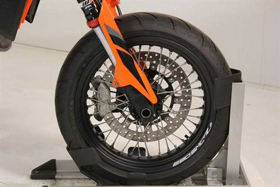 2021 KTM 690 SMC R