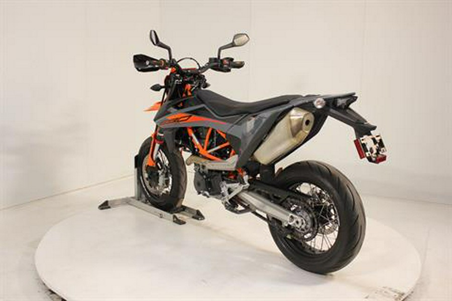 2021 KTM 690 SMC R