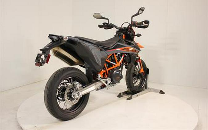 2021 KTM 690 SMC R