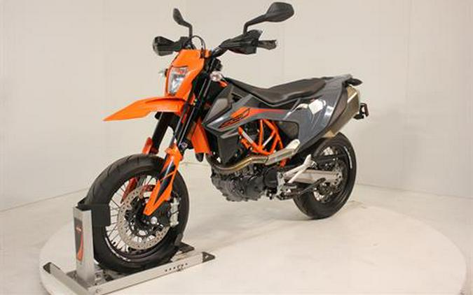 2021 KTM 690 SMC R