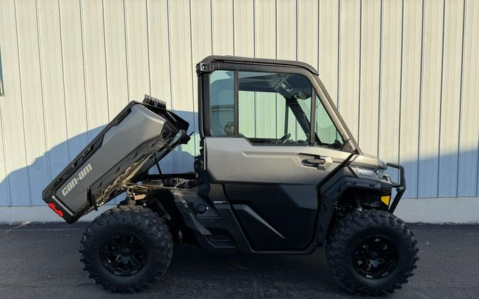 2022 Can-Am Defender Limited HD10