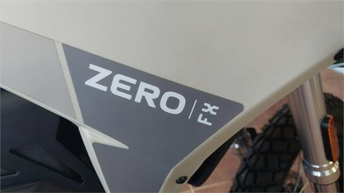 2022 Zero FX™ ZF7.2