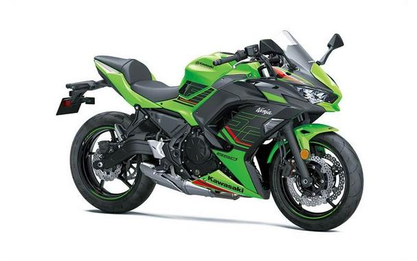 2023 Kawasaki Ninja 650 Review [14 Fast Facts]