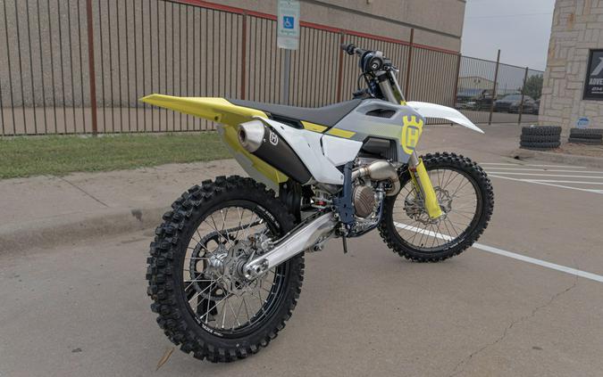 2024 Husqvarna Motorcycles FC 350