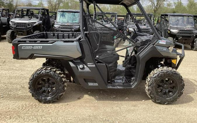 2024 Can-Am® Defender XT HD7