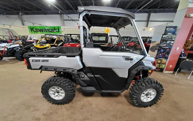 2024 Can-Am™ Defender X mr With Half Doors HD10