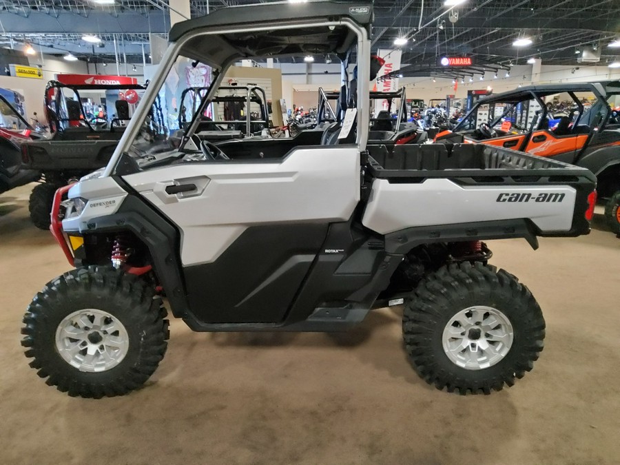 2024 Can-Am™ Defender X mr With Half Doors HD10