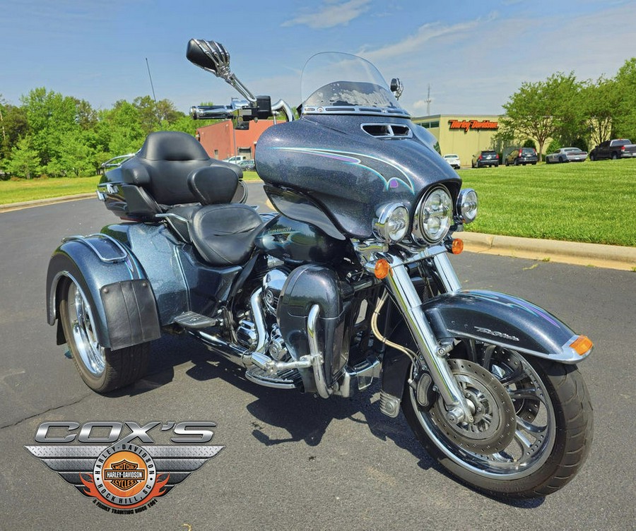 2015 Harley-Davidson® FLHTCUTG - Tri-Glide® Ultra