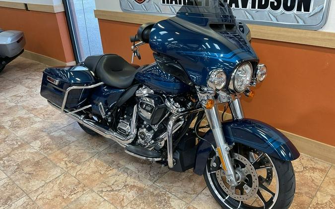 2020 Harley-Davidson® FLHX - Street Glide®