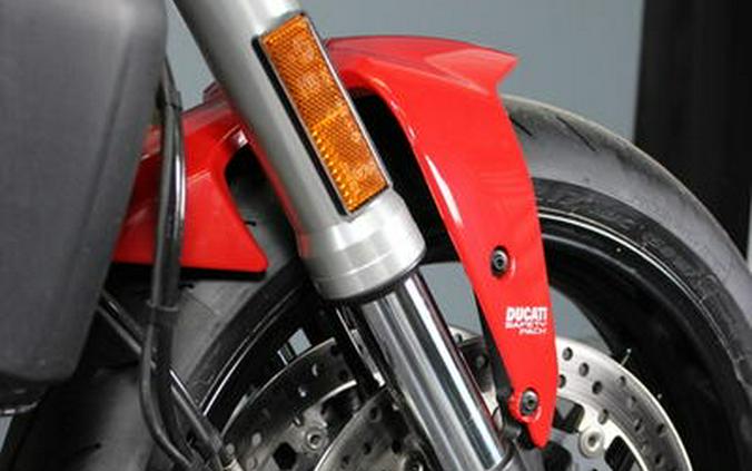 2017 Ducati Monster 821 Red