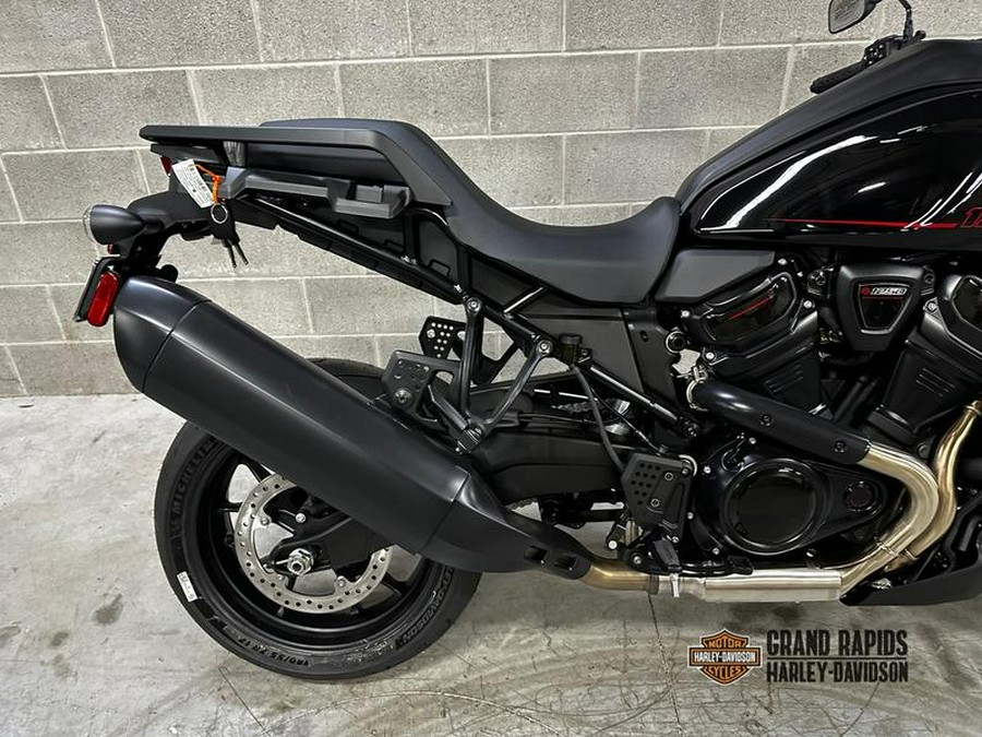2025 Harley-Davidson® RA1250ST - Pan America® 1250 ST