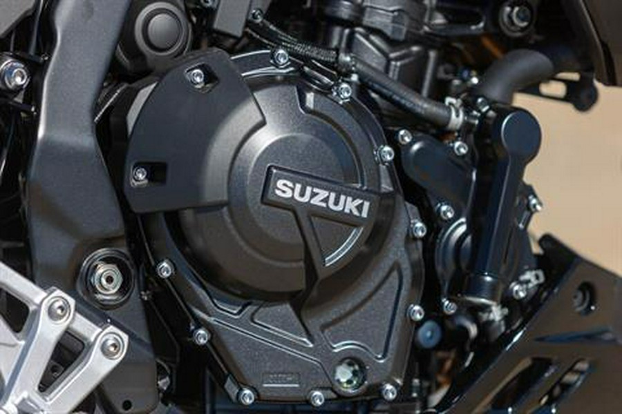 2026 Suzuki GSX-8TT