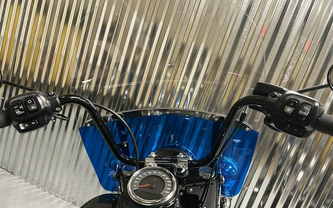 2026 Harley-Davidson Softail FLHC - Heritage Classic